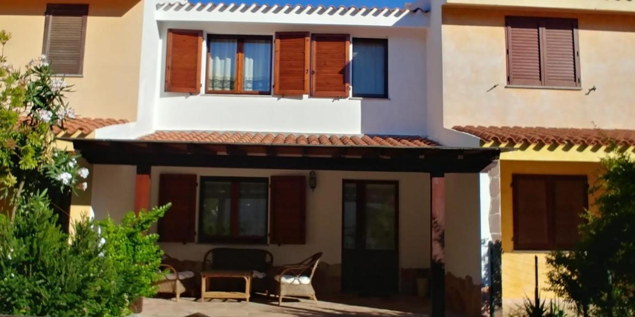 Casa Giovanna Porto Pino Luaran gambar