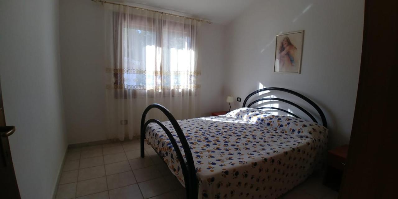 Casa Giovanna Porto Pino Luaran gambar