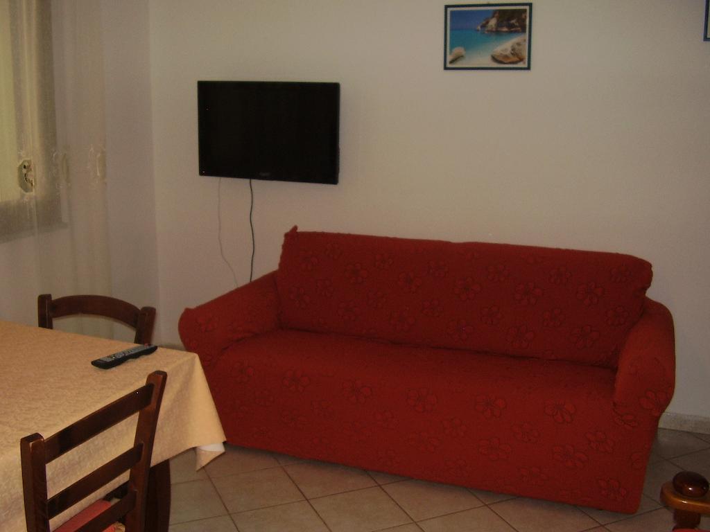 Casa Giovanna Porto Pino Bilik gambar