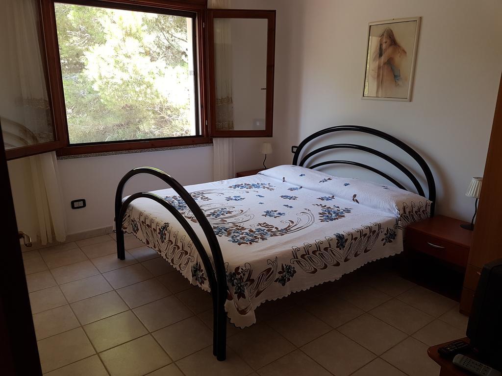 Casa Giovanna Porto Pino Luaran gambar
