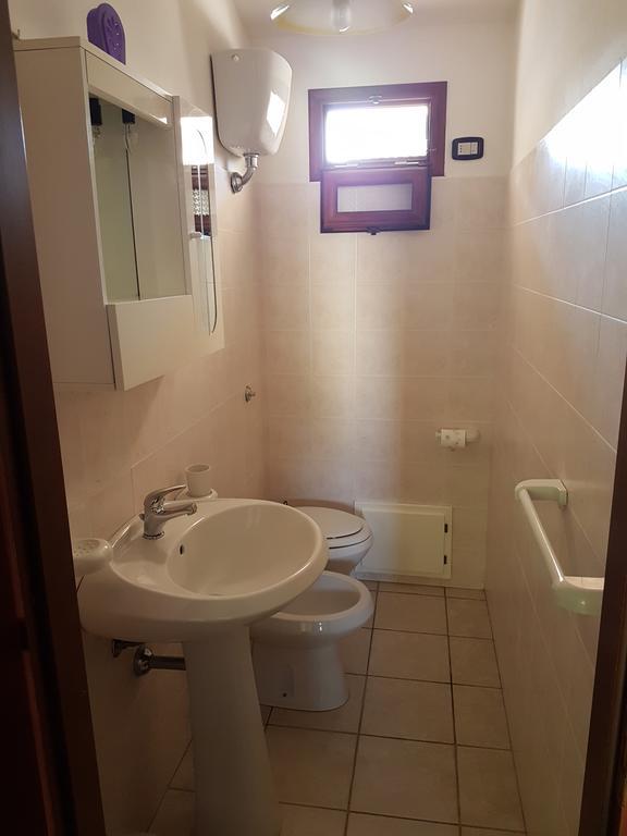 Casa Giovanna Porto Pino Luaran gambar